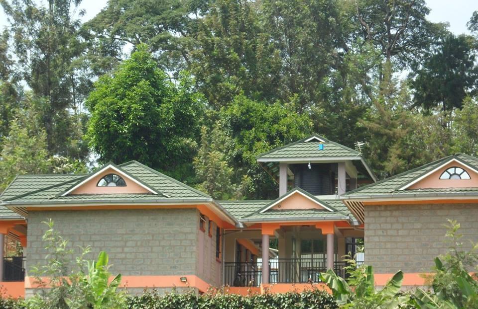 Kuniville Guest House Ниери Екстериор снимка