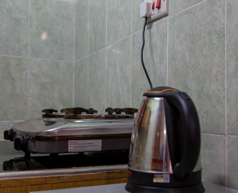 Kuniville Guest House Ниери Екстериор снимка
