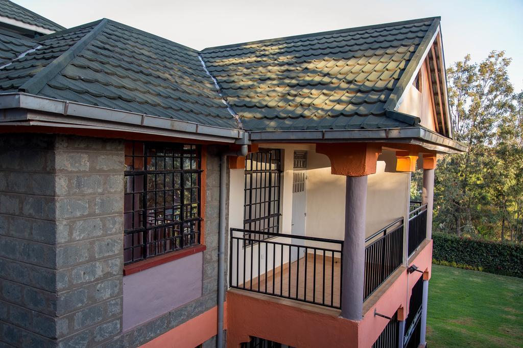 Kuniville Guest House Ниери Екстериор снимка