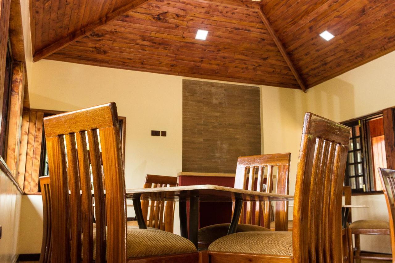 Kuniville Guest House Ниери Екстериор снимка