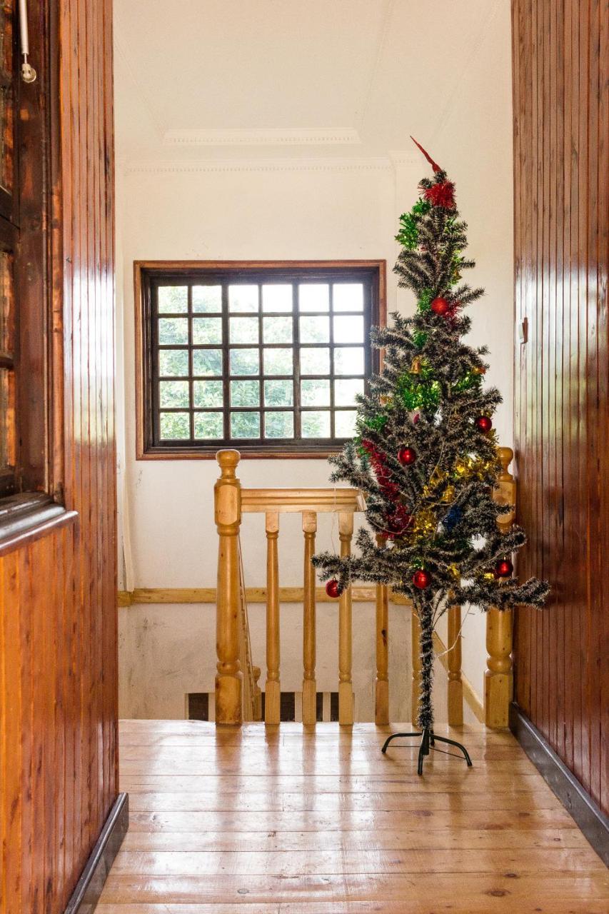 Kuniville Guest House Ниери Екстериор снимка